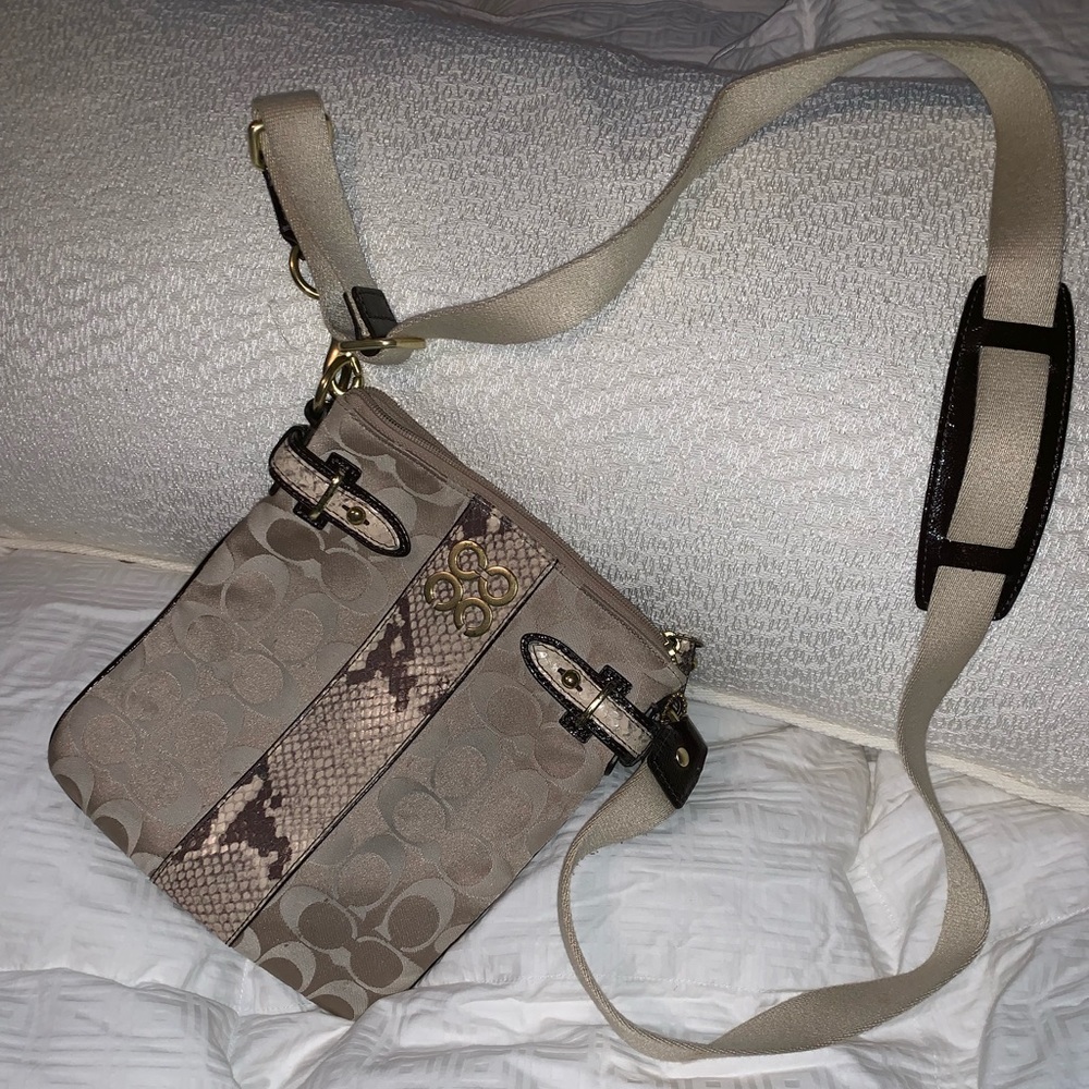 White Coach Small Crossbody Purse